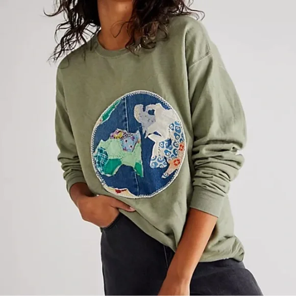 Tricia Fix X Free People Earth Day Patchwork Embroidered Sweatshirt EUC - Picture 1 of 2